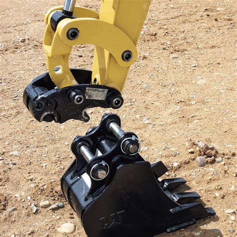 hydraulic quick couplers for excavators